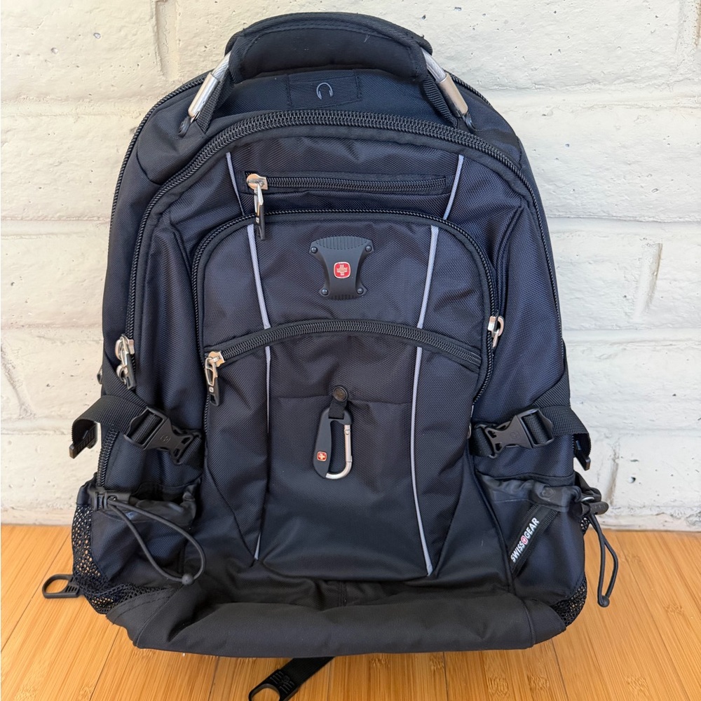 SwissGear Black  Commuter Laptop Backpack
